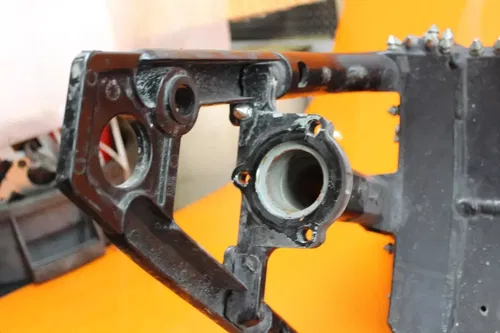 08-09 SUZUKI BOULEVARD OEM C109R VLR1800 REAR SWINGARM SUSPENSION ARM