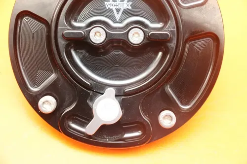 2022 19-24 SUZUKI GSXR 600 750 VORTEX FUEL TANK GAS CAP *VERY NICEE*