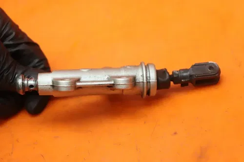 2015-2017 BMW S1000RR OEM REAR BACK BRAKE MASTER CYLINDER W RESERVOIR