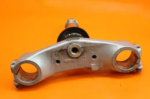 97-00 SUZUKI GSXR600 OEM STRAIGHT FRONT FORKS CLAMP LOWER TRIPLE TREE STEM