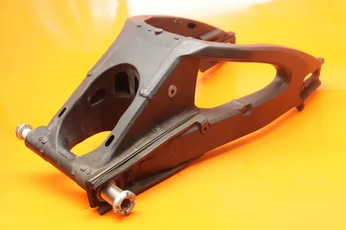 11-19 SUZUKI GSXR 600 750 OEM STRAIGHT REAR SWINGARM BACK SUSPENSION SWING ARM