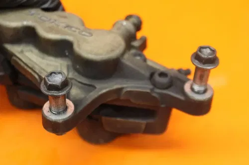 00-01 KAWASAKI NINJA ZX12R OEM RIGHT LEFT FRONT BRAKE CALIPER SET PAIR CALIPERS