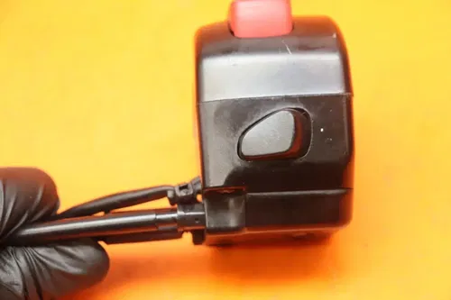 14-23 SUZUKI BOULEVARD M109R BOSS OEM RIGHT CLIP ON HANDLE OFF START SWITCHES