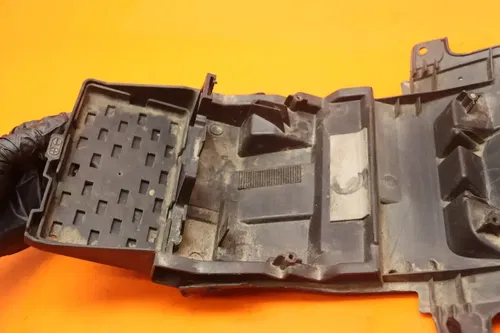 09-15 SUZUKI GSXR1000 OEM REAR BACK TAIL UNDERTAIL BATTERY TRAY PLASTIC