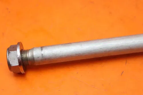 1998-2003 YAMAHA YZF R1 OEM REAR AXLE BACK WHEEL RIM PIVOT BOLT AXEL