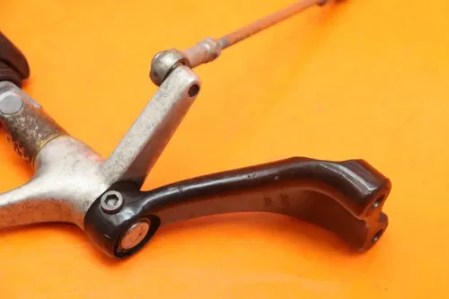 07-13 HARLEY-DAVIDSON SPORTSTER 1200 OEM LEFT REARSET REAR SET DRIVER FOOT PEG