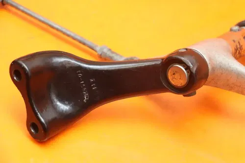 07-13 HARLEY-DAVIDSON SPORTSTER 1200 OEM LEFT REARSET REAR SET DRIVER FOOT PEG