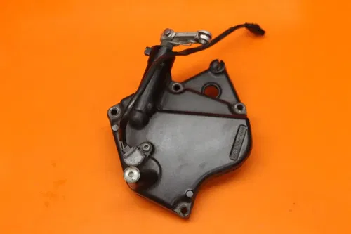09-16 SUZUKI GSXR 1000 OEM ENGINE SPROCKET COVER