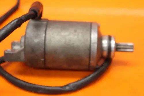 01-05 SUZUKI GSXR 600 750 OEM ENGINE STARTING STARTER MOTOR -DC 12V
