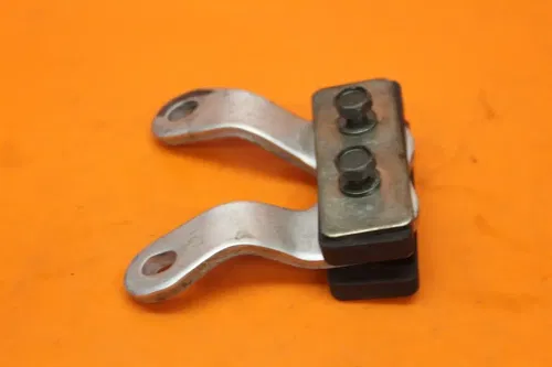 1999-2002 YAMAHA YZF R6 FRONT GAS TANK FUEL RESERVOIR MOUNT BRACKET OEM