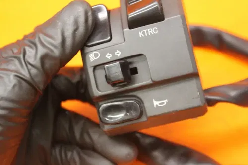 13-17 KAWASAKI NINJA ZX6R OEM LEFT CLIP ON HANDLE HORN SIGNALS SWITCH SWITCHES