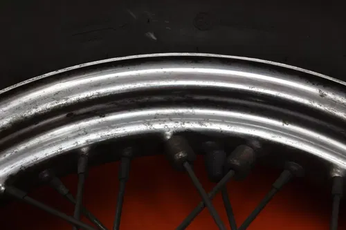 2002 Harley-Davidson Road King FLHR OEM STRAIGHT REAR WHEEL RIM W TIRE