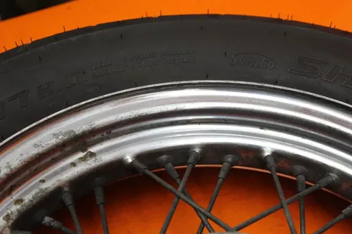 2002 Harley-Davidson Road King FLHR OEM STRAIGHT REAR WHEEL RIM W TIRE