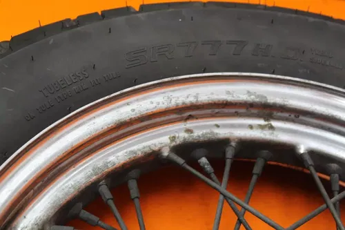 2002 Harley-Davidson Road King FLHR OEM STRAIGHT REAR WHEEL RIM W TIRE