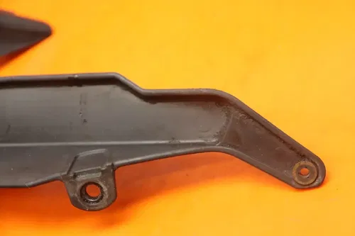 04-07 HONDA CBR1000RR OEM REAR BACK DRIVE CHAIN GUARD COVER SHIELD