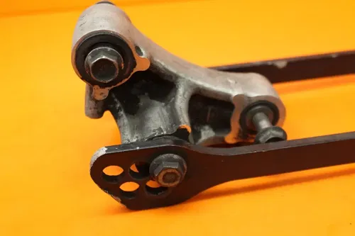 06-10 KAWASAKI NINJA ZX10R OEM REAR DOGBONE SHOCK LINKAGE WITH LOWERING LINKS