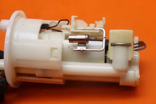 2007-2008 YAMAHA YZF R1 OEM FUEL PUMP GAS PETROL SENDER UNIT