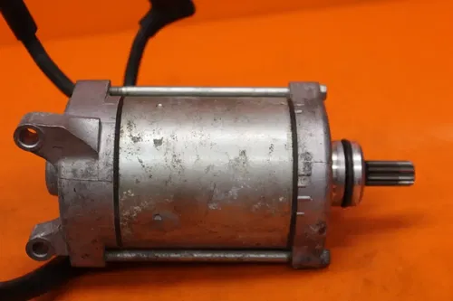 01-05 YAMAHA FZ1 OEM ENGINE STARTING STARTER MOTOR -DC 12V