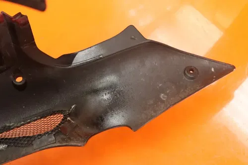 2004-2007 SUZUKI HAYABUSA OEM REAR BACK TAIL FAIRING COWL SHROUD