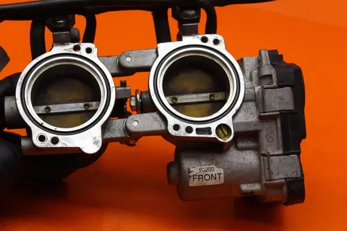 12-15 APRILIA TUONO V4R RSV4 OEM FRONT REAR MAIN FUEL INJECTORS / THROTTLE BODIE