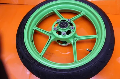 2013-2017 KAWASAKI NINJA ZX6R OEM STRAIGHT FRONT WHEEL RIM W SHINKO TIRE