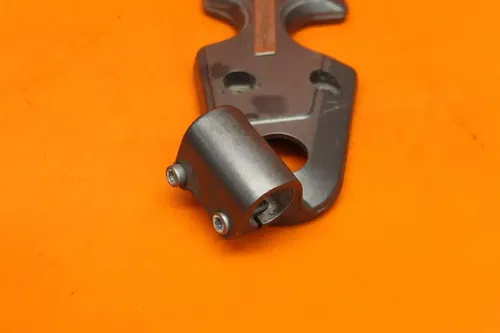 99-07 SUZUKI GSXR1300R BUSA OEM FORKS UPPER TRIPLE TREE CLAMP COVER