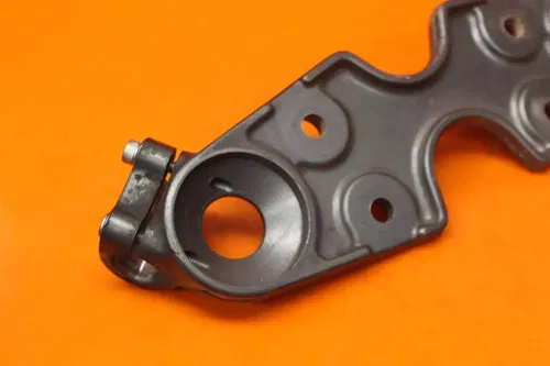 99-07 SUZUKI GSXR1300R BUSA OEM FORKS UPPER TRIPLE TREE CLAMP COVER