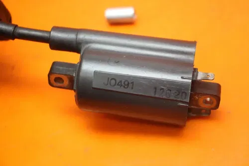 06-14 SUZUKI BOULEVARD M109R VZR1800 OEM IGNITION COILS 33410-35F10 33410-38A20