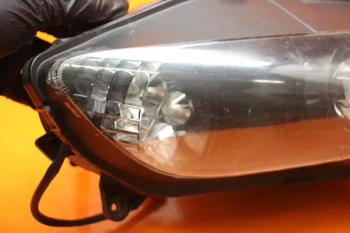 04 05 06 YAMAHA YZF R1 OEM FRONT HEADLIGHT HEAD LIGHT LAMP 5GJ-84397-00-00