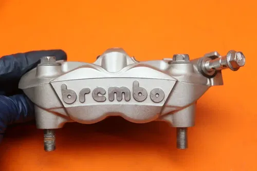 21-24 SUZUKI GSXR 600 750 BREMBO RIGHT LEFT FRONT BRAKE CALIPER SET CALIPERS