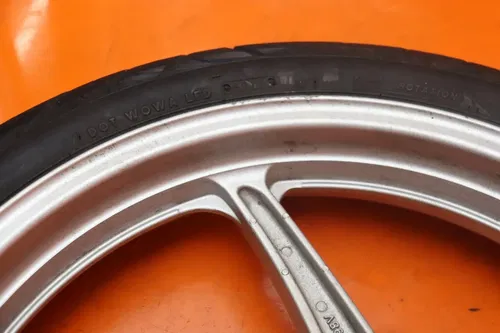 2011-2013 HONDA CBR 250R OEM STRAIGHT FRONT WHEEL RIM W TIRE