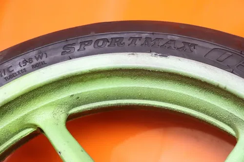 2018 17-20 YAMAHA YZF R6 OEM FRONT WHEEL RIM W TIRE