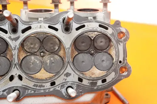 2005-2006 KAWASAKI NINJA ZX6R OEM ENGINE TOP END CYLINDER HEAD