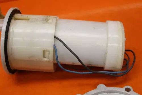 2013 TRIUMPH DAYTONA 675 OEM FUEL PUMP GAS PETROL SENDER UNIT
