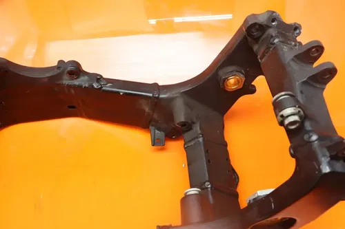 03-04 SUZUKI GSXR 1000 OEM FRAME CHASSIS RACE STUNT ONLY