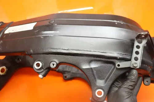 03-04 SUZUKI GSXR 1000 OEM FRAME CHASSIS RACE STUNT ONLY