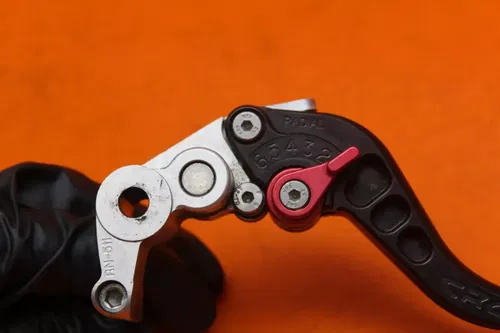 2005-2008 SUZUKI GSXR 1000 CRG RIGHT CLIPON HANDLEBAR BRAKE LEVER 57300-29G01