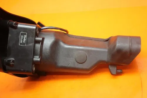11-16 KAWASAKI VULCAN 1700 VOYAGER ABS AIR INTAKE DUCT