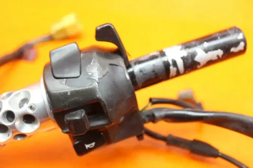 99-03 SUZUKI GSXR1300R BUSA OEM LEFT CLIP ON HANDLEBAR W SWITCHES 37400-24F30