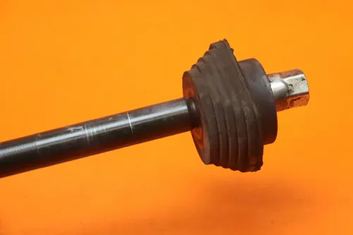 2013 HARLEY-DAVIDSON ELECTRA GLIDE OEM REAR BACK SWINGARM BOLT PIVOT AXLE
