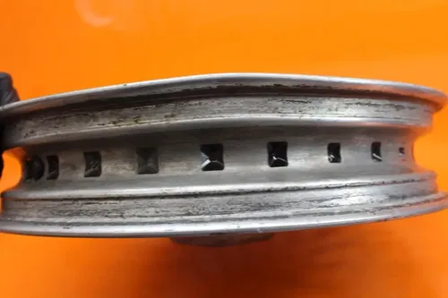 2009 HARLEY-DAVIDSON ROAD KING FLHR OEM POLISHED FRONT WHEEL RIM