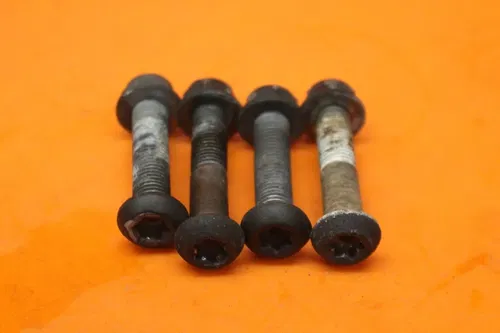 06-09 2006 YAMAHA YZF R6S OEM REAR BACK SUBFRAME SUB FRAME MOUNTING BOLTS