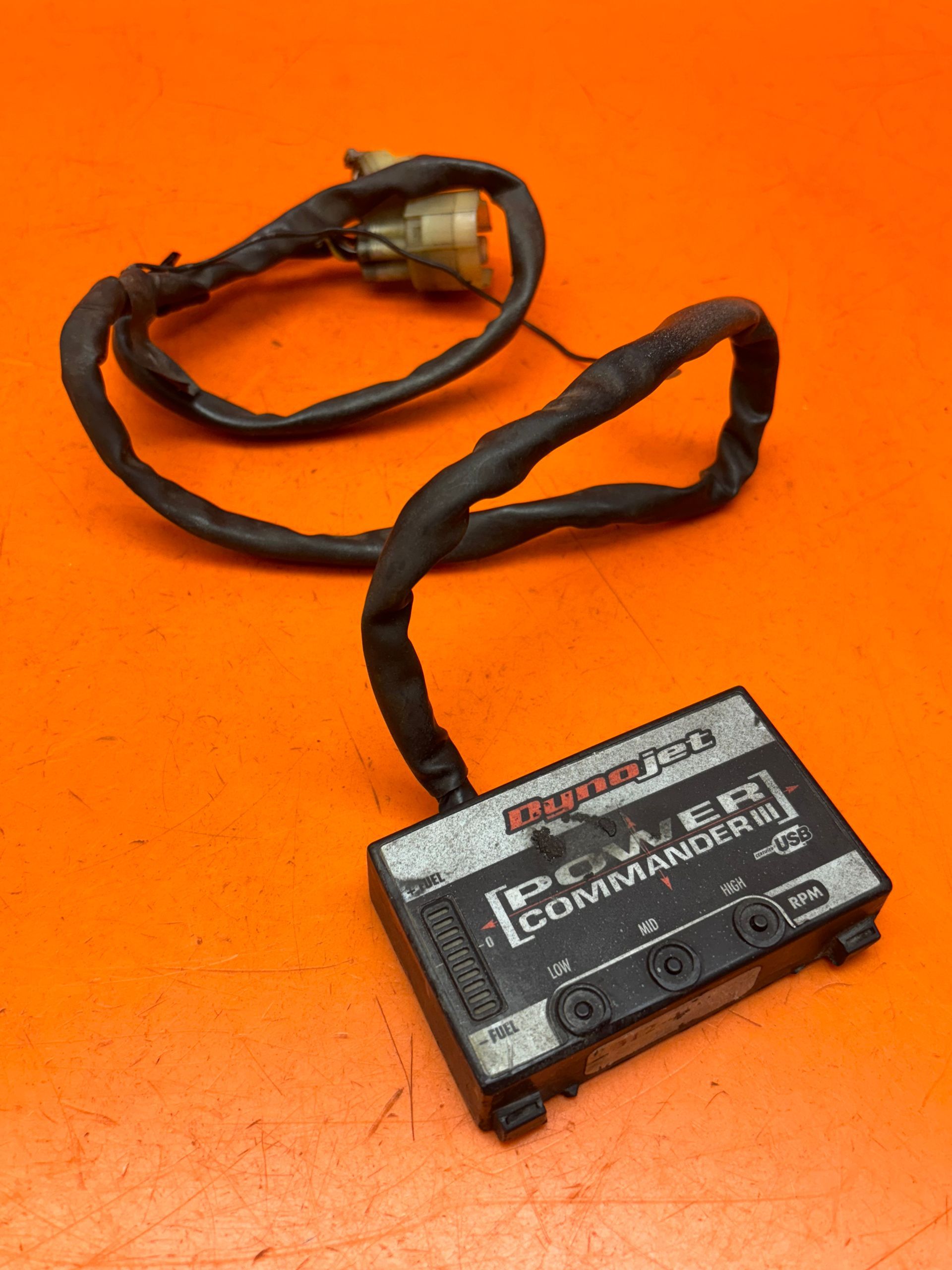 2002-2007 SUZUKI GSXR 1300R HAYABUSA DYNIJET POWER COMMANDER 3 FUEL MODULE 