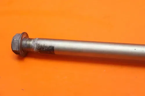 05-08 SUZUKI GSXR 1000 OEM REAR BACK SWINGARM BOLT SUSPENSION PIVOT AXLE