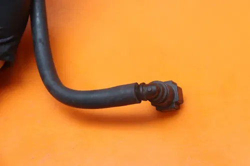 06-09 YAMAHA YZF R6S 03-05 R6 FUEL HOSE GAS LINE TUBE PIPE