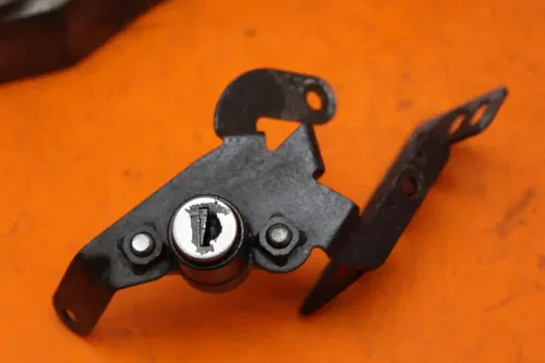 2007 YAMAHA V STAR 1300 OEM IGNITION LOCK KEY SET W/ GAS CAP AND SEAT LOCK