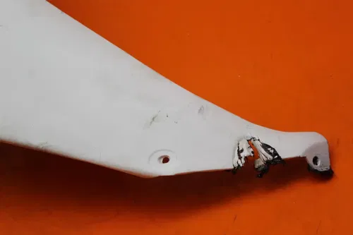 06-07 HONDA CBR1000RR OEM RIGHT MID UPPER SIDE FAIRING COWL PLASTIC