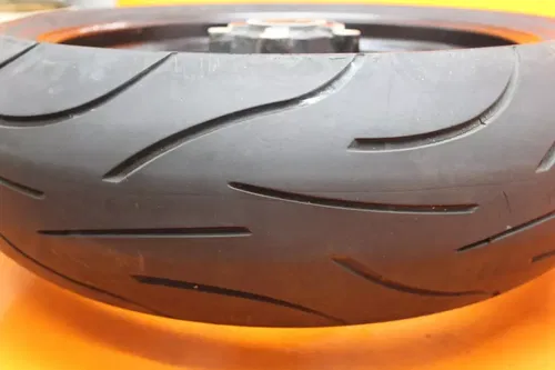 03-06 DUCATI 749 OEM STRAIGHT REAR WHEEL BACK RIM W TIRE