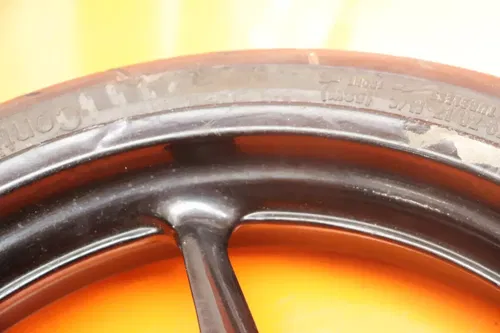 04-08 YAMAHA YZF R1 OEM FRONT WHEEL RIM W TIRE