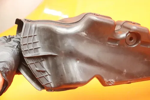 2013 SUZUKI GSXR750 OEM RIGHT LEFT AIR INTAKE DUCTS